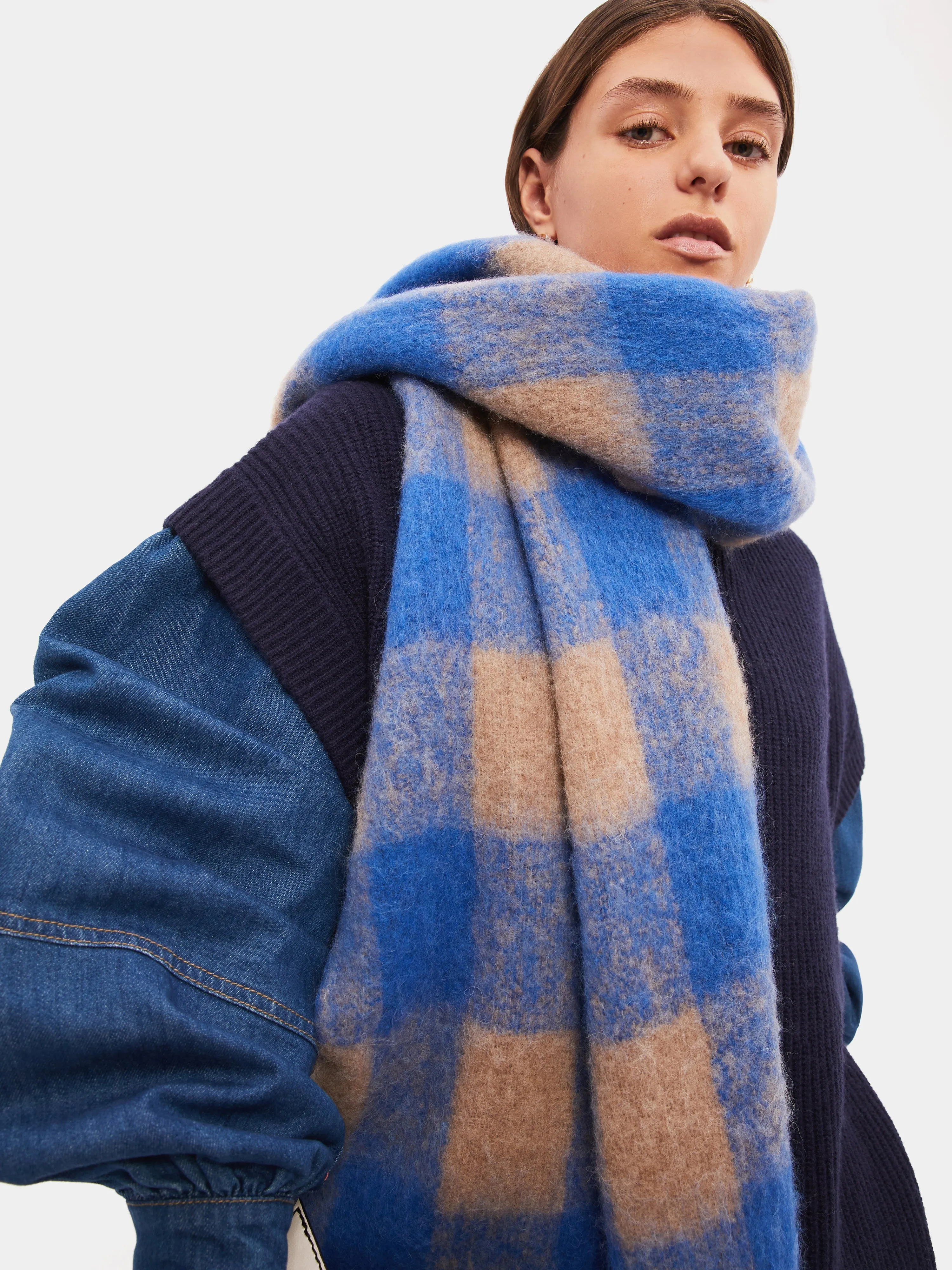 Alpaca Check Blanket Scarf | Blue