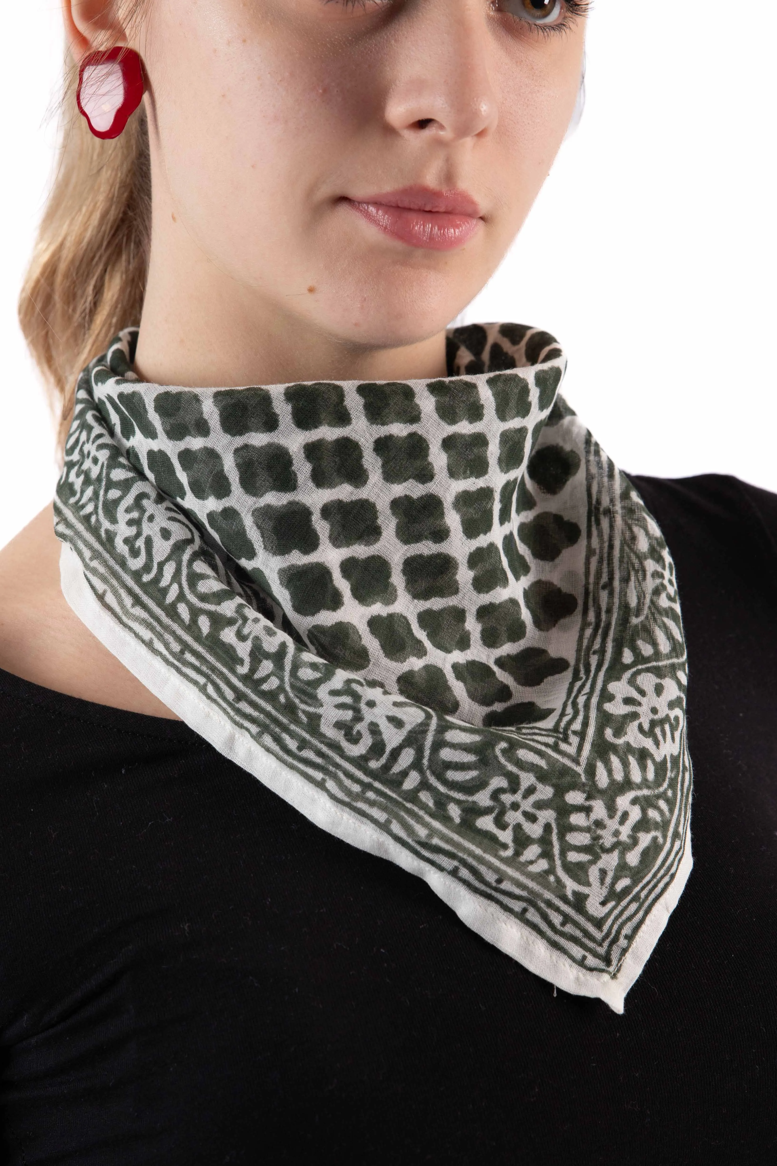 Iphimedousa Scarf